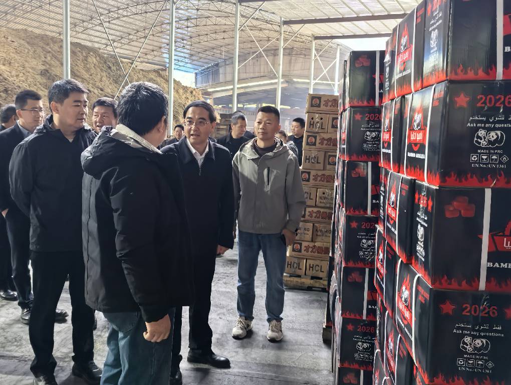 朱庆刚到崇阳调研特色淡水产品产业、竹产业以及代表行动动员部署情况.jpg
