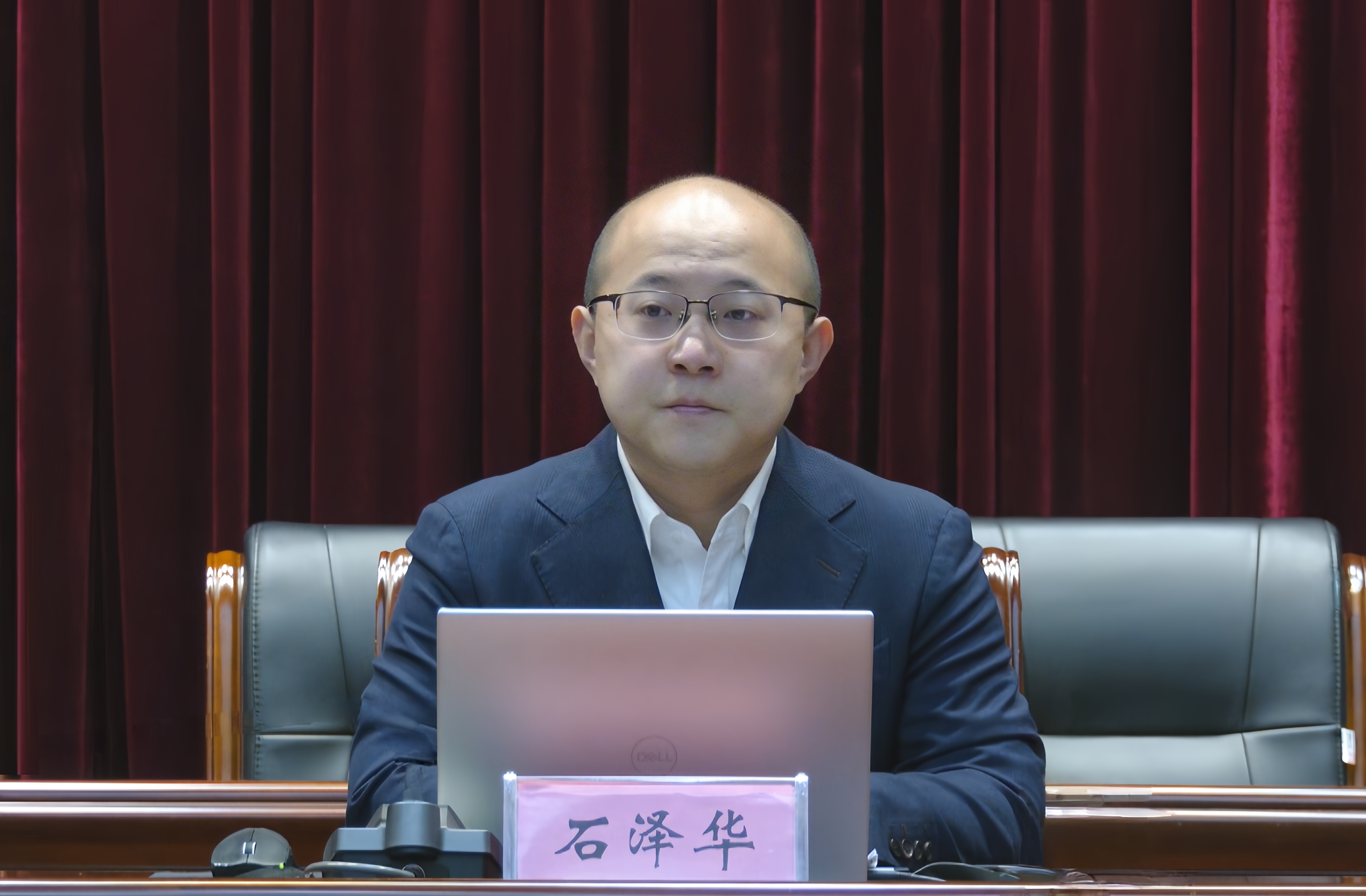正在上传...