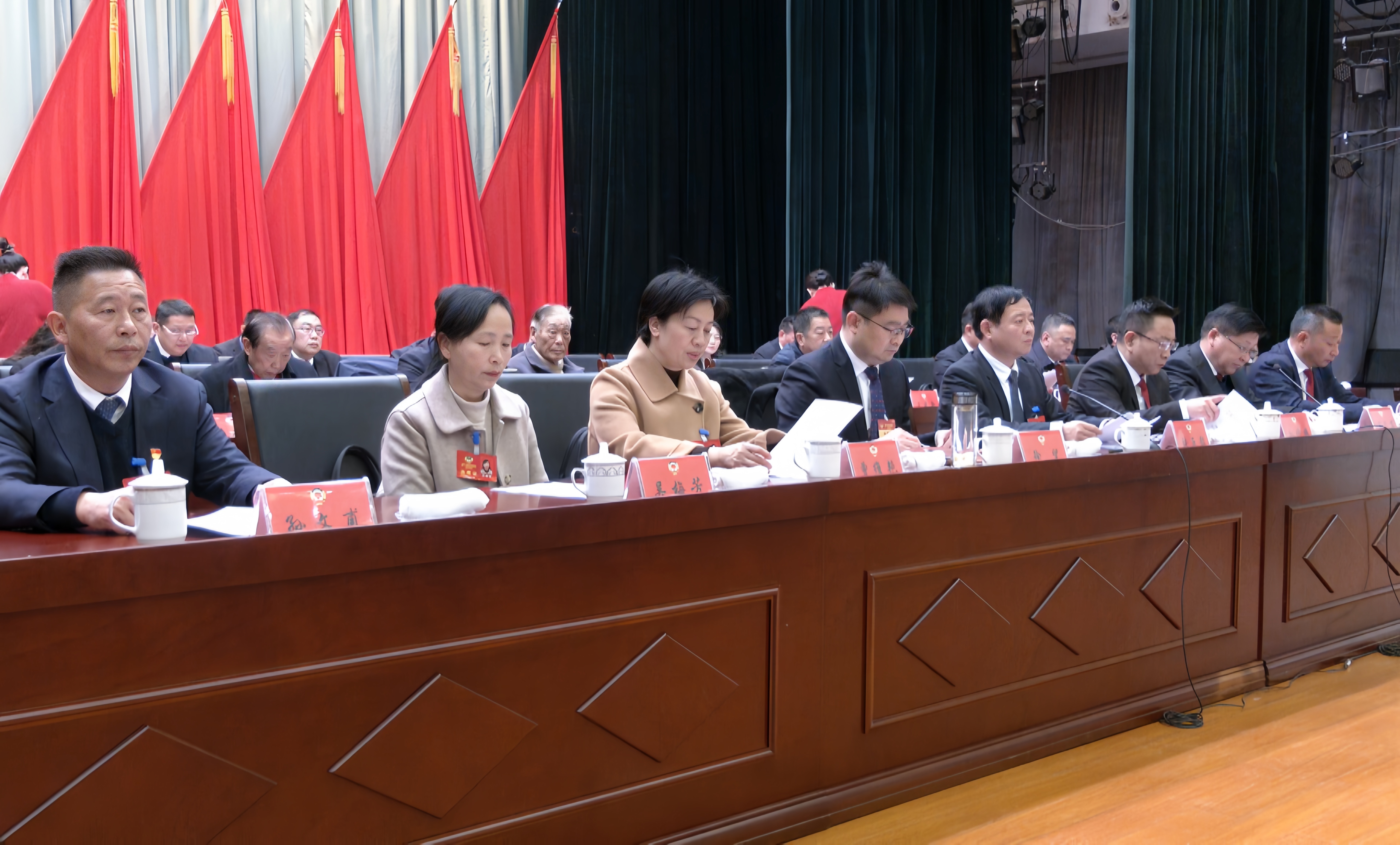 正在上传...