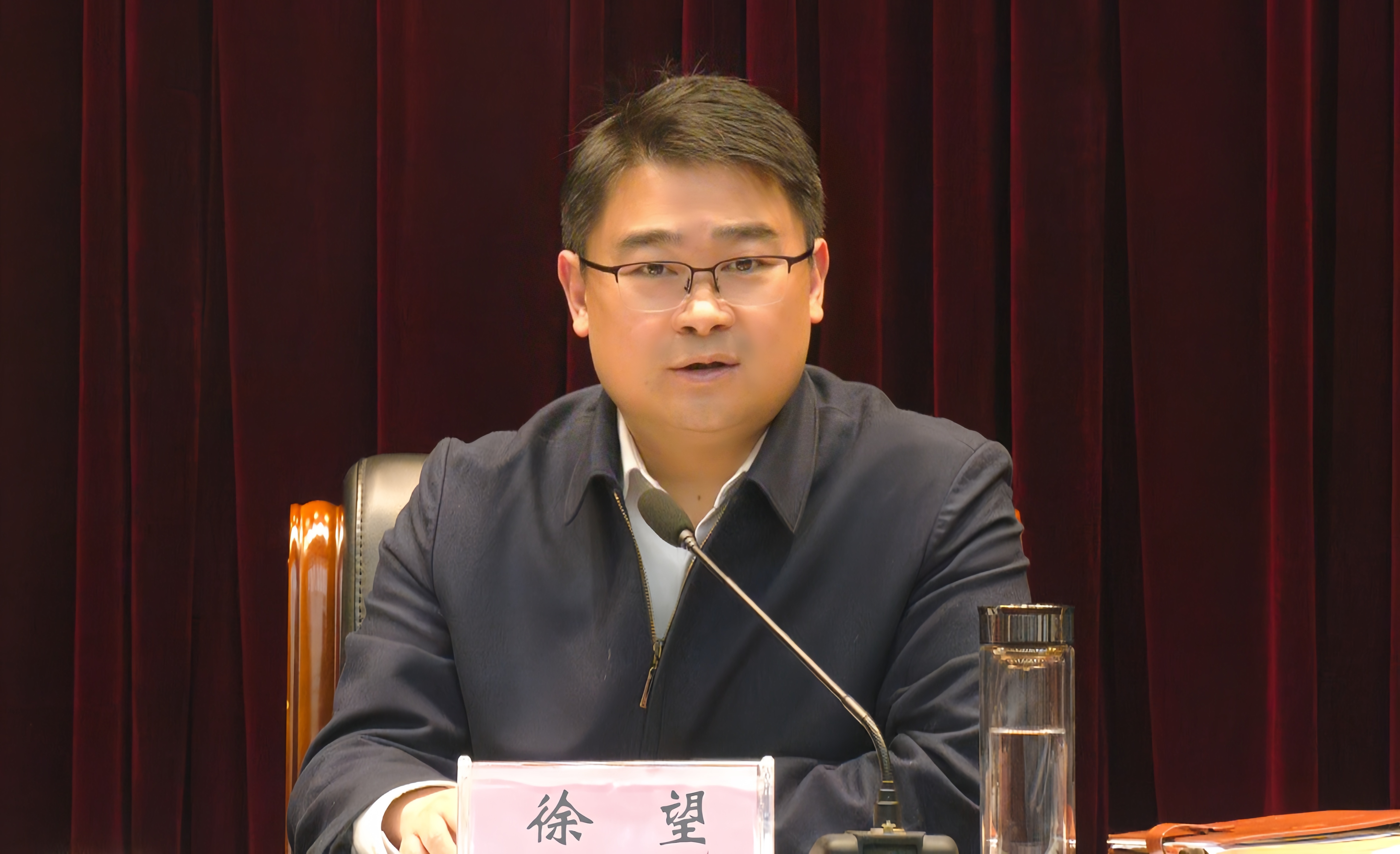 正在上传...